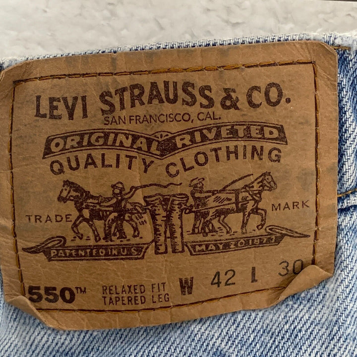 Levi Strauss 550 Orange Tab Vintage Blue Light Wash Denim Jeans Tapered Size 42