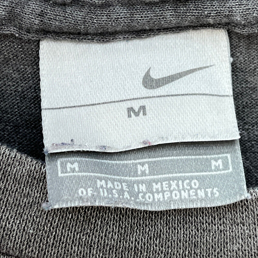 Vintage Nike Swoosh Check Logo Gray T-shirt Size M