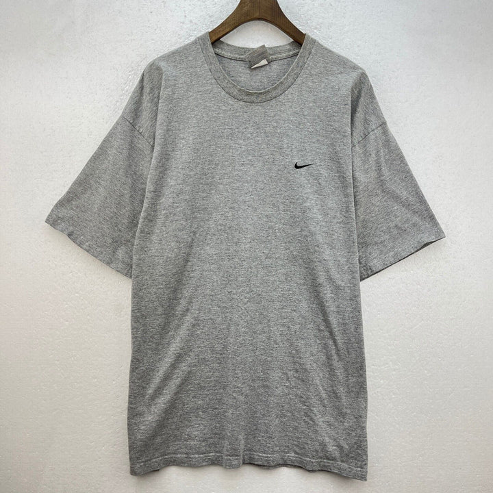 Vintage Nike Small Swoosh Chest Logo Gray T-shirt Size XL