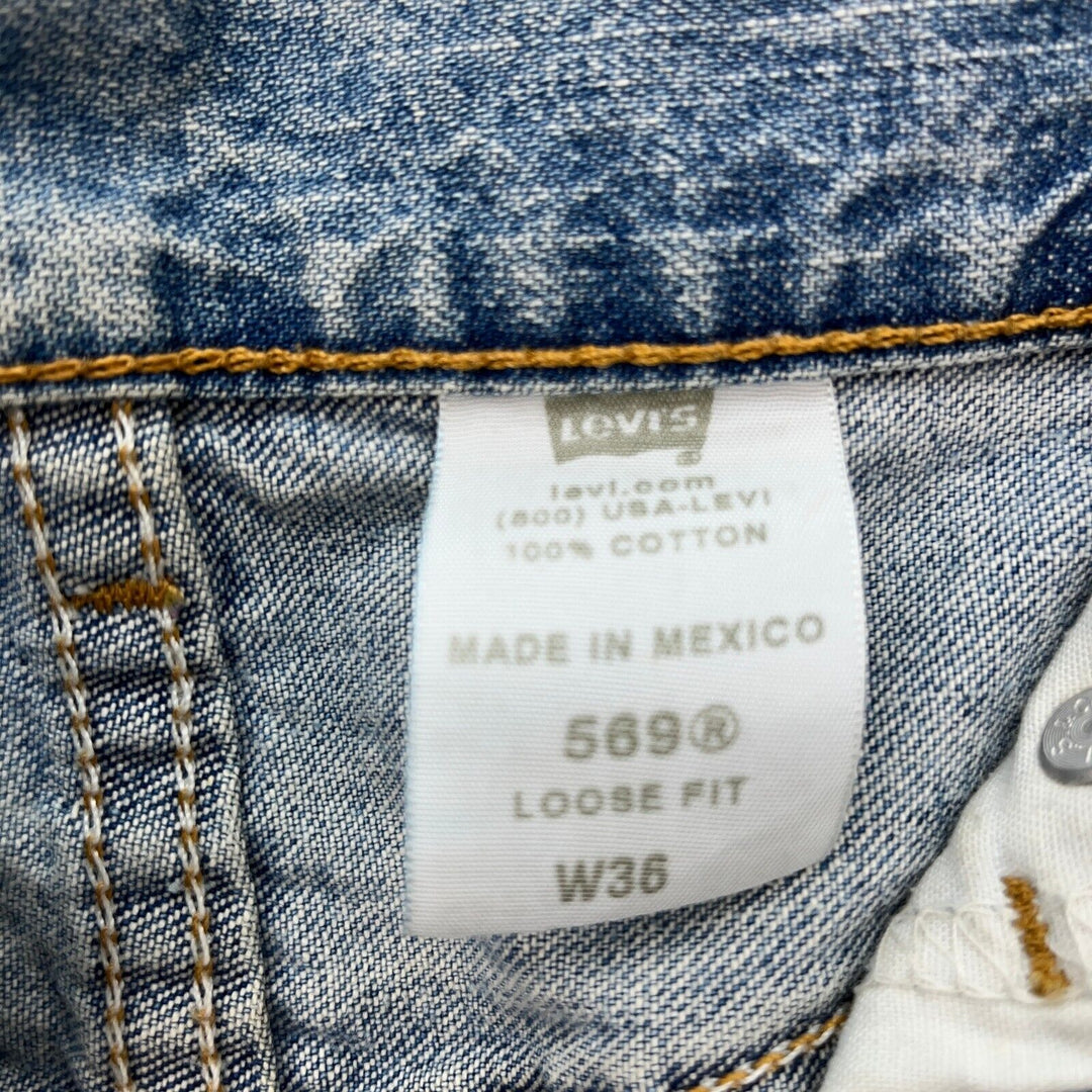 Vintage Levi Strauss Levi's 569 Loose Fit Light Wash Blue Denim Shorts Size 36