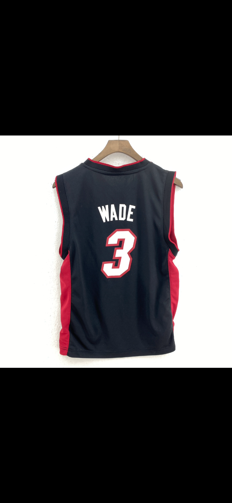 Vintage Adidas Miami Heat #3 Dwyane Wade NBA Black Jersey Size M V-Neck Kids