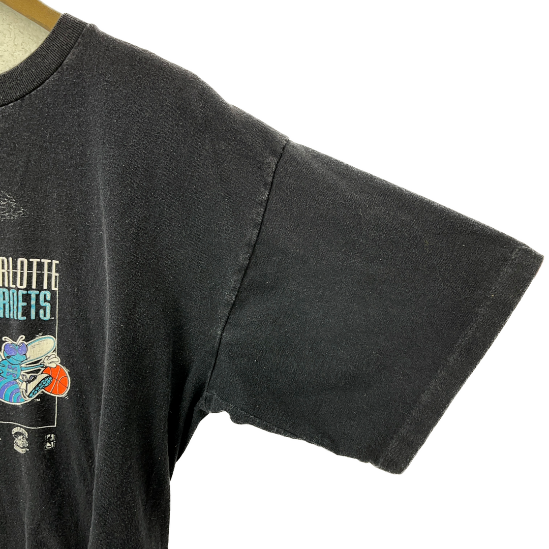 Vintage Charlotte Hornets NBA Basketball Black T-shirt Size M