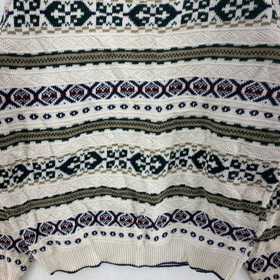 Vintage White 3D Textured Knit Crewneck Sweater Size M