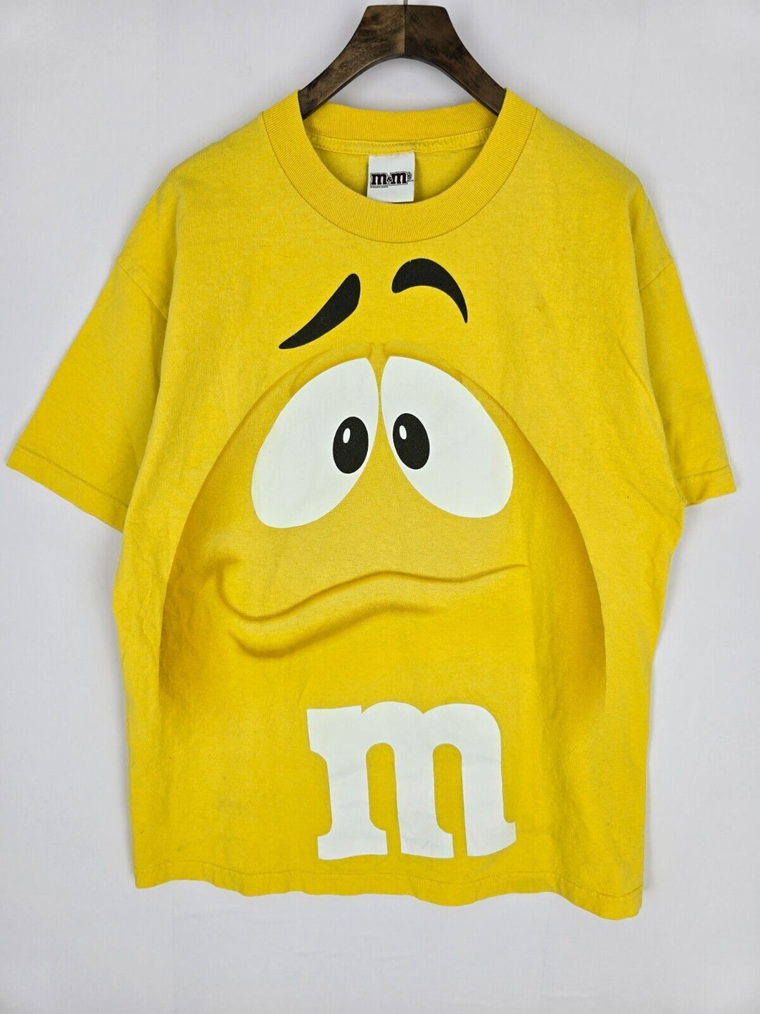 2009 Yellow M&M Candy Big Face Tee Shirt Size L Yellow