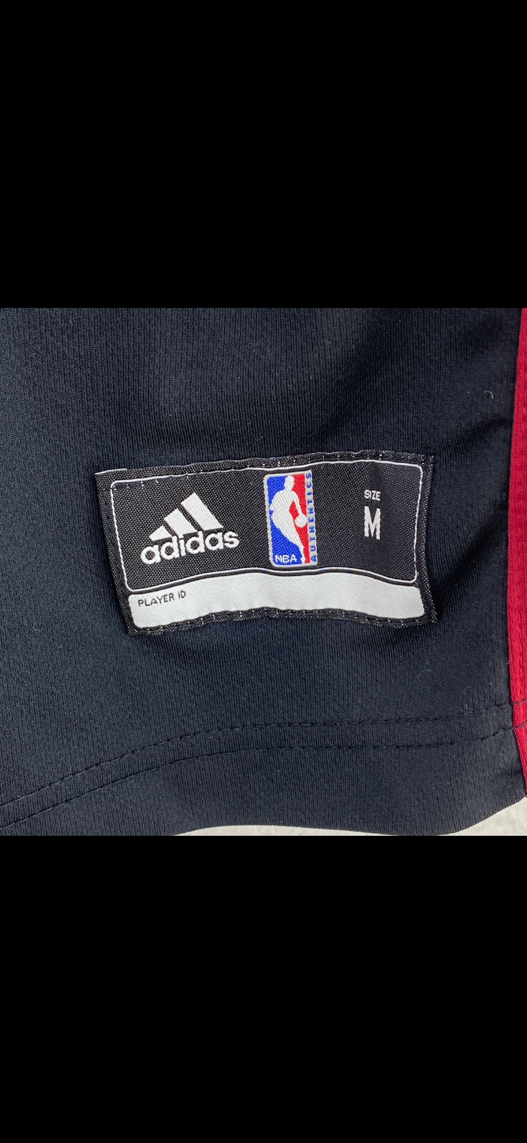 Vintage Adidas Miami Heat #3 Dwyane Wade NBA Black Jersey Size M V-Neck Kids