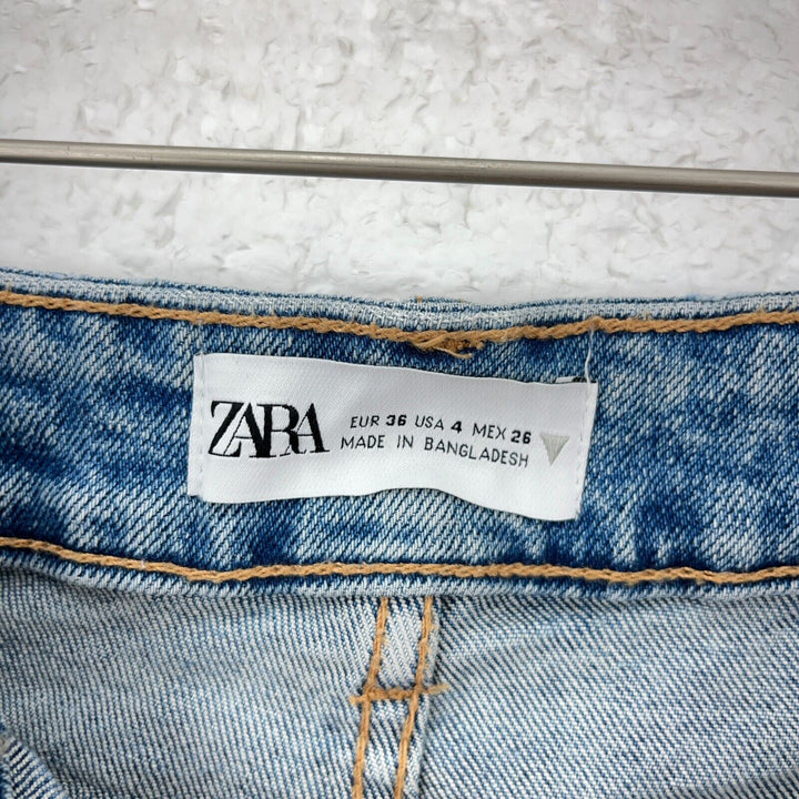 ZARA Distressed Ripped Hot Pant Denim Jean Blue Light Wash Short Size