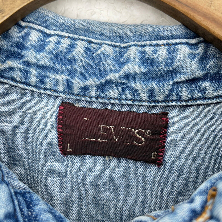 Vintage Levi's Orange Tab Medium Wash Blue Denim Button Up Shirt Size L
