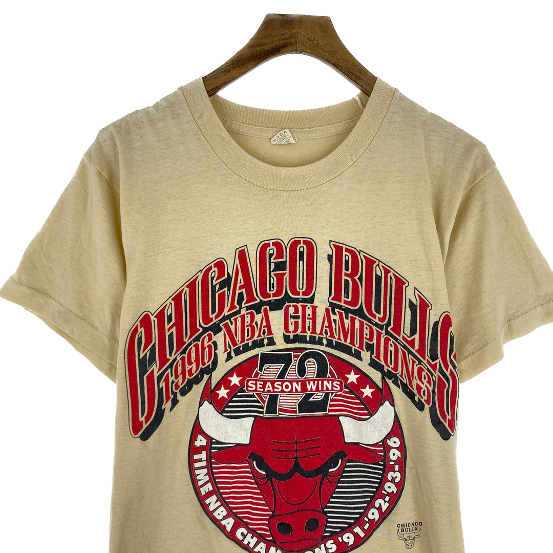 Vintage Chicago Bulls NBA Champions Beige T-shirt Size M