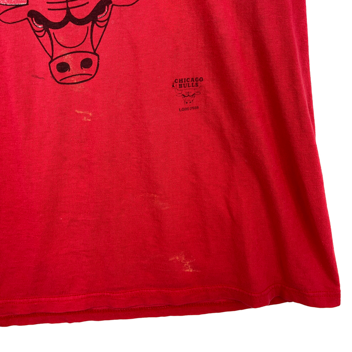 Vintage Chicago Bulls Faded Graphic NBA T-Shirt Red Basketball 90s Size L USA